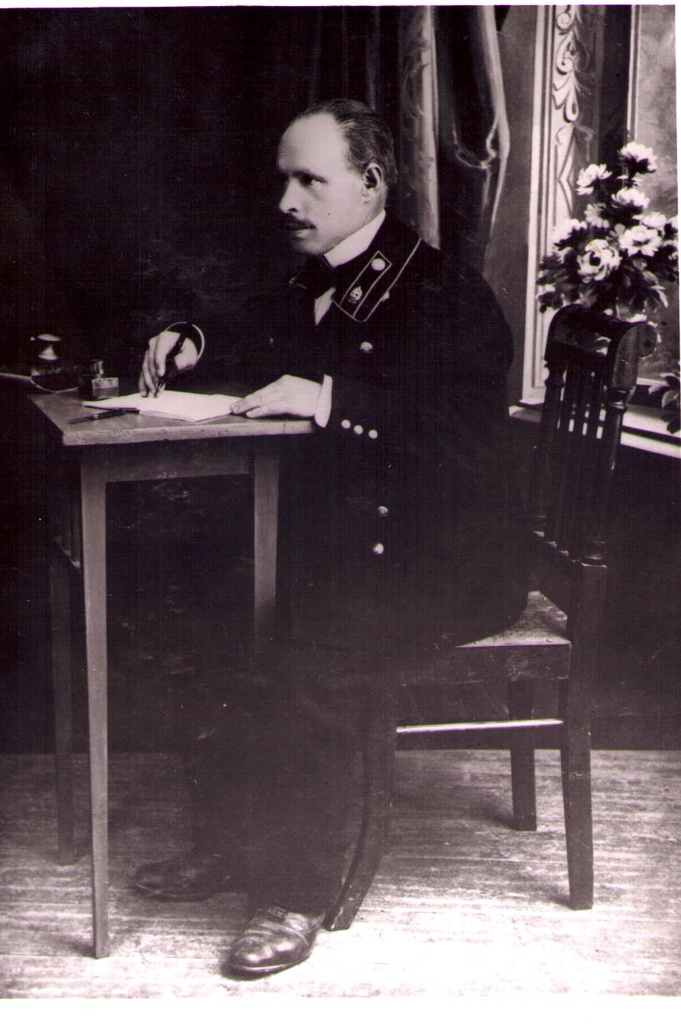 Rebane, Iisaku sidekontor