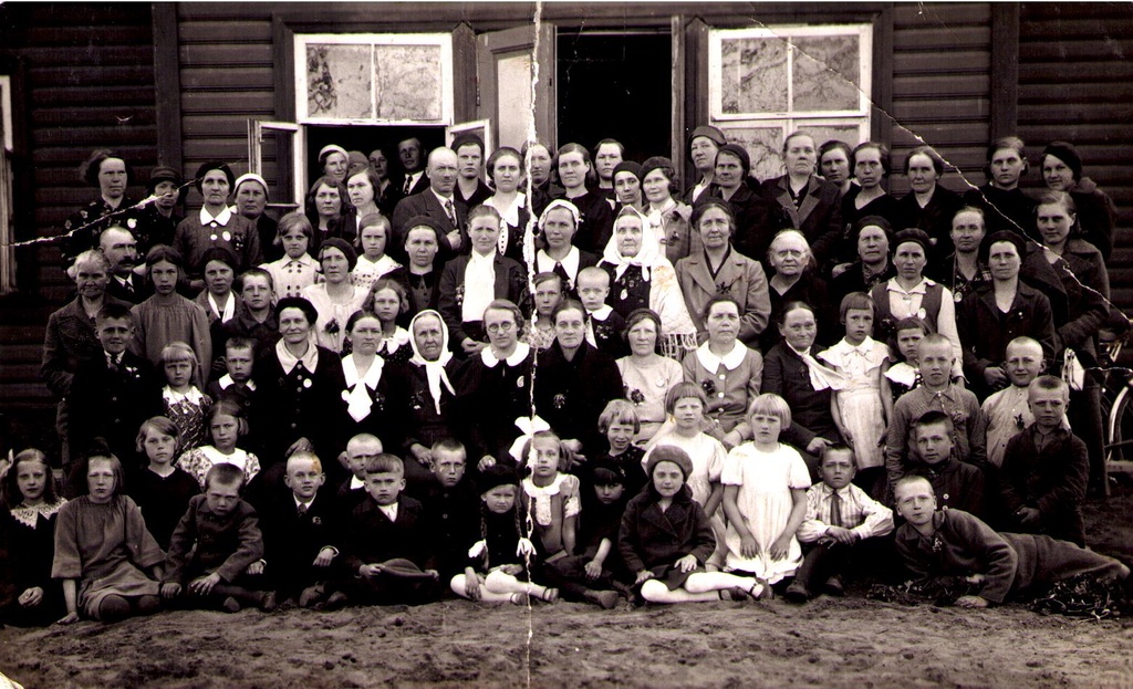 Fotopostkaart. Päites emadepäeval 1937.a