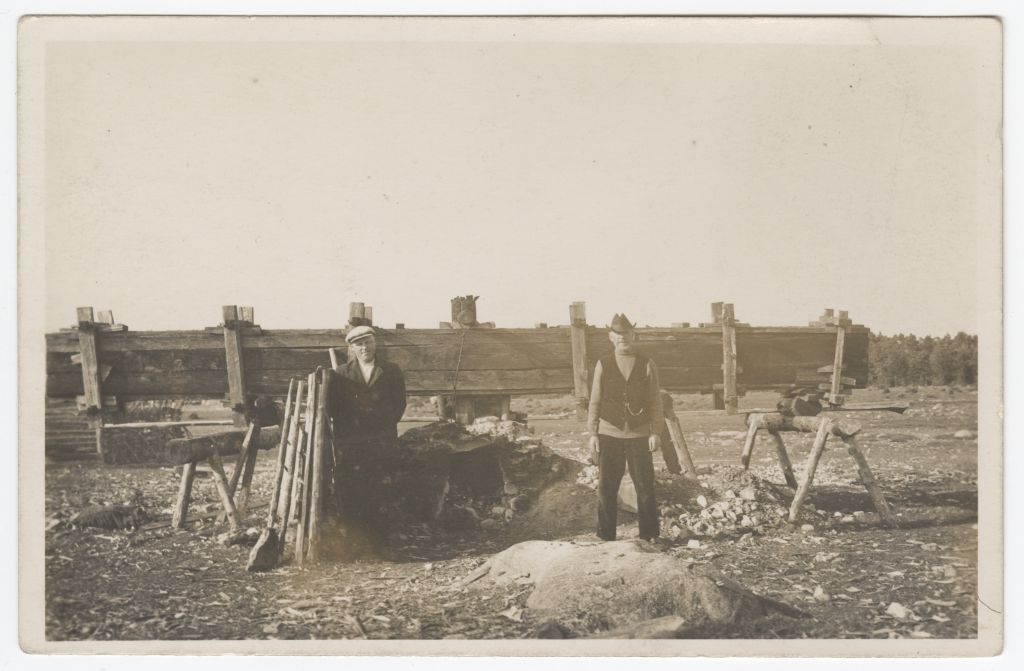 Kihnu shipbuilders, steaming box