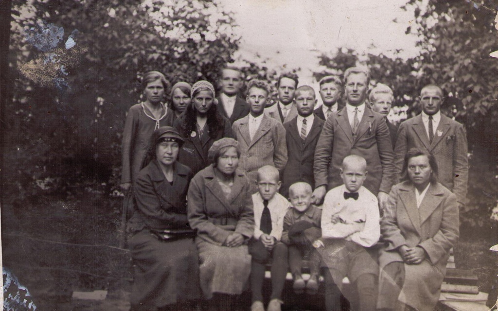 Liiva küla inimesi