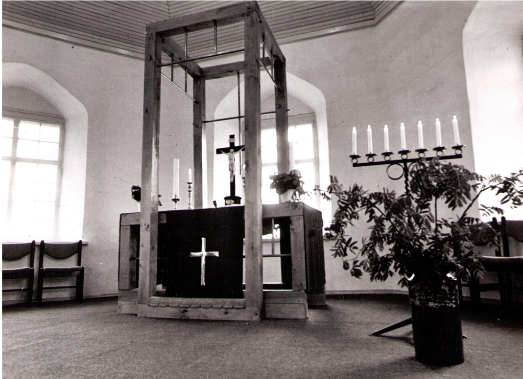 Pühajõe kiriku sisevaade peale restaureerimist