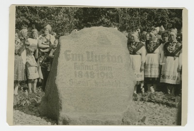 Opening Kihnu Jõnni Memory Stone on 13 July 1974. Kihnus in Sweden.  similar photo