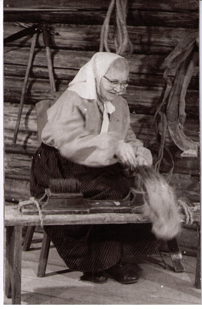 Foto. Lina kammimine