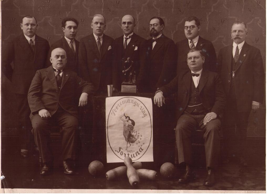 Foto. Veeremängu ring Fortuna, Narvas 1922