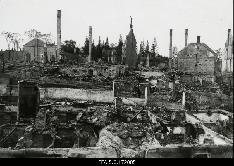 Varemed Pargi tänaval.