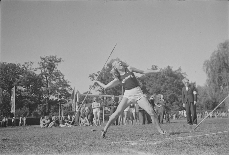 Naiste odaviske võistlus