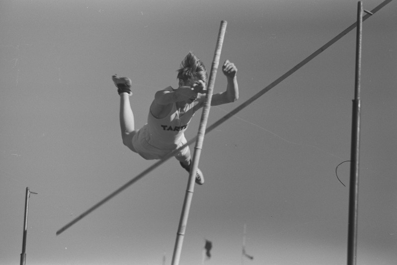 Eesti koolinoorte meistrivõistlused kergejõustikus 1949