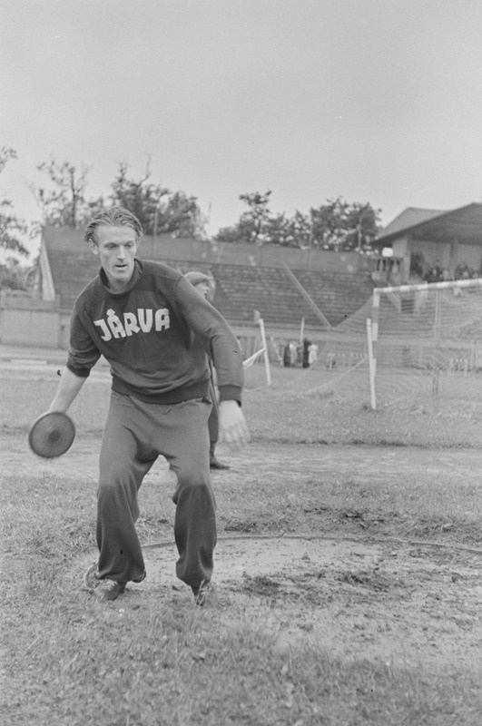 Eesti koolinoorte meistrivõistlused kergejõustikus 1949