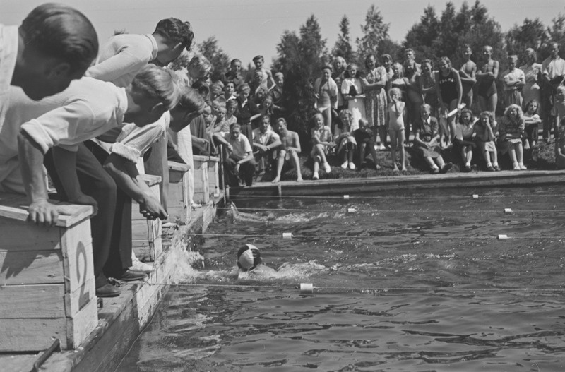 Eesti koolinoorte meistrivõistlused ujumises 1950