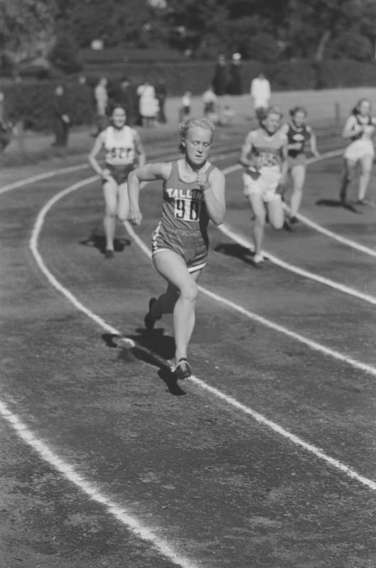 Eesti koolinoorte meistrivõistlused kergejõustikus 1950