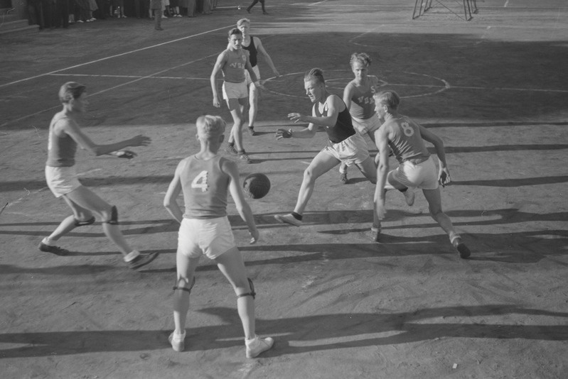 Eesti koolinoorte meistrivõistlused korvpallis