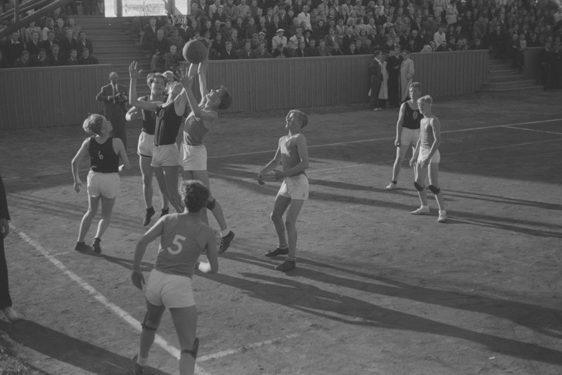 Eesti koolinoorte meistrivõistlused korvpallis