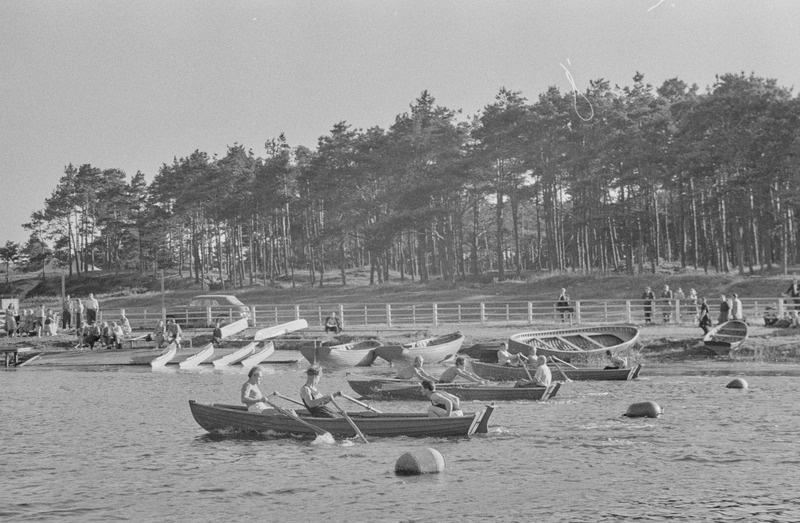 Kahepaatide sõudevõistlus Pirita jõel