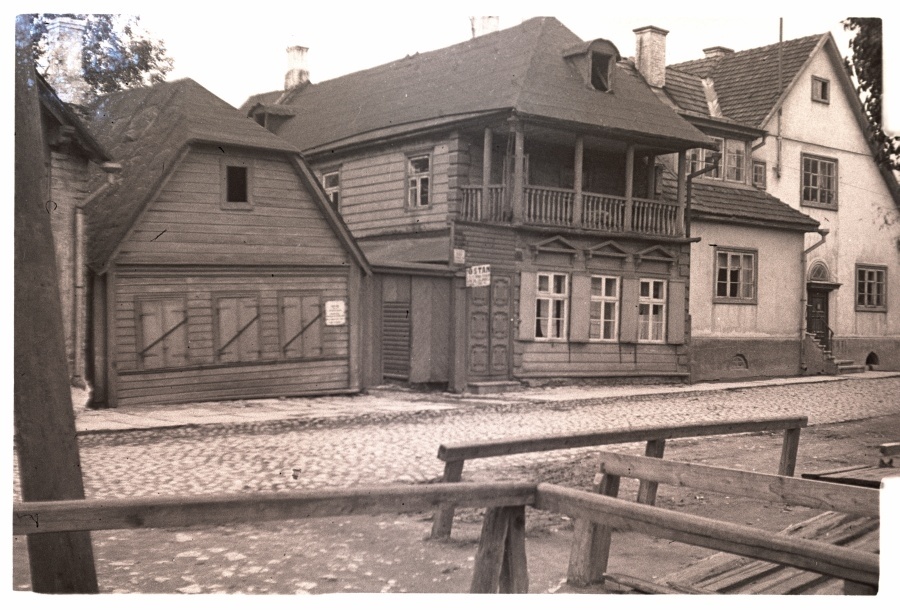Tallinn, view on Leiner Street.