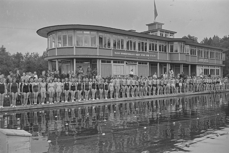 Eesti koolinoorte meistrivõistlused ujumises 1950