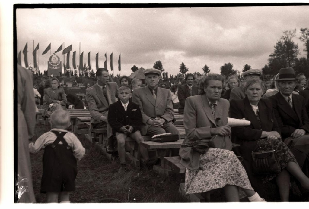 General song festival of 1950, view of the song field.