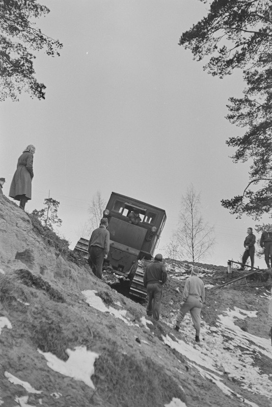 Slaalomi nõlvaku ehitamine Mustamäel