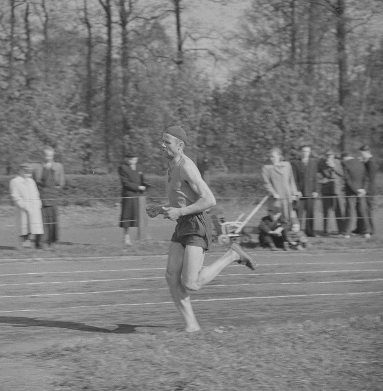 Üleliidulised linnadevahelised korrespondentsvõistlused kergejõustikus I etapp 1951