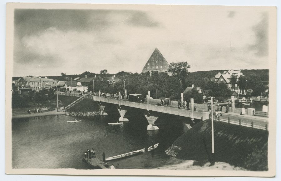 Tallinn, Pirita, the river and a new bridge.