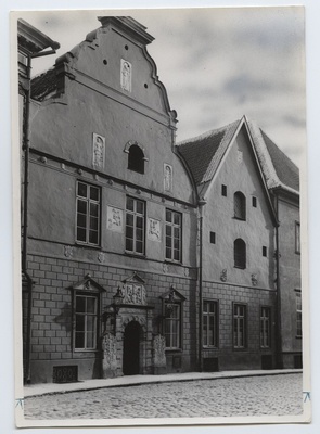 The Blackheads house on Pikal Street.  duplicate photo
