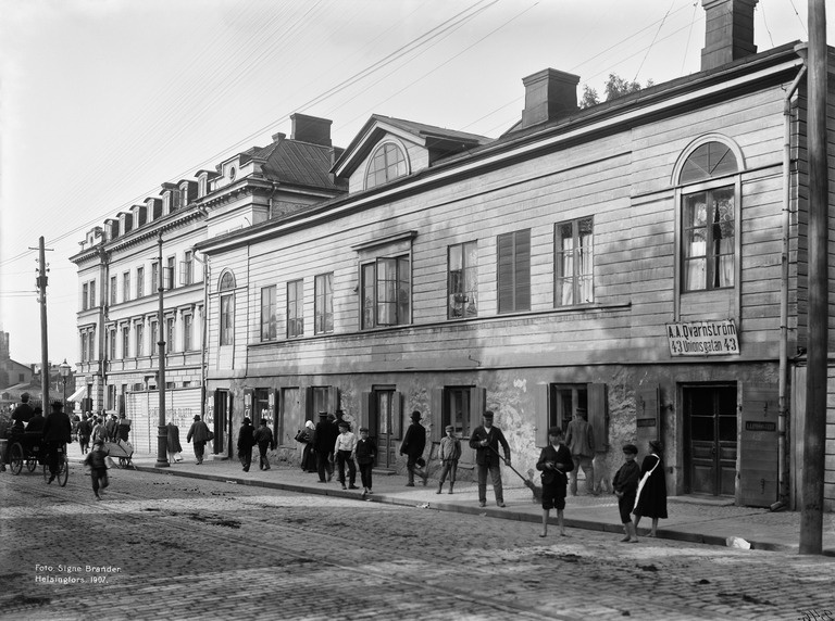Unioninkatu 43, 45.