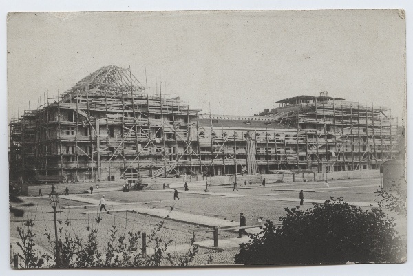 Tallinn, construction of the theatre "Estonia", view by Pärnu Road.
