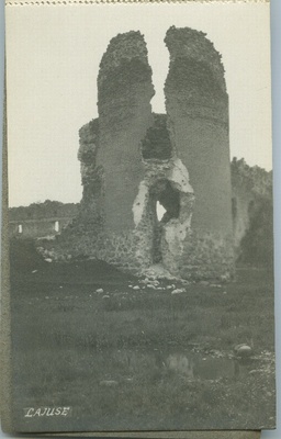 Laiuse lossi varemed.  duplicate photo