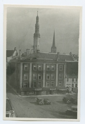 Tallinn, vaade Raekoja platsilt Pühavaimu kiriku suunas.  duplicate photo