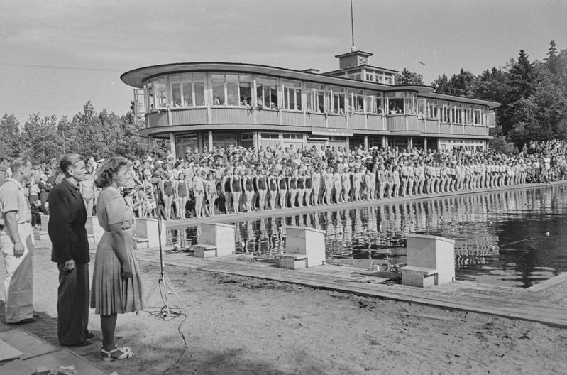 Eesti koolinoorte meistrivõistlused ujumises 1951