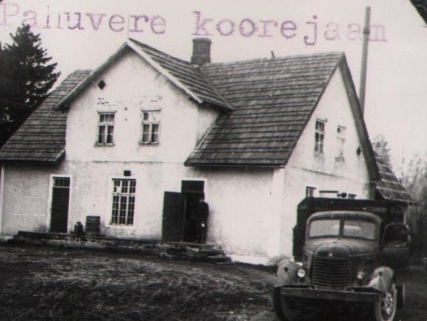 Pahuvere koorejaama hoone