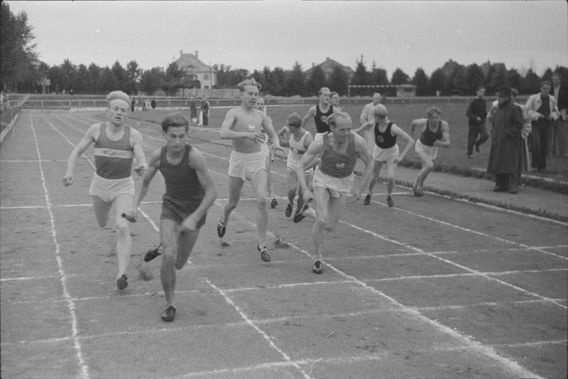 Eesti meistrivõistlused teatejooksus 1949