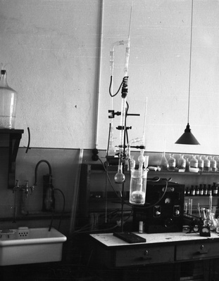 Tallinna Tehnikaülikooli orgaanilise keemia labor Marati t. 4, 1938.-1939.a.  similar photo