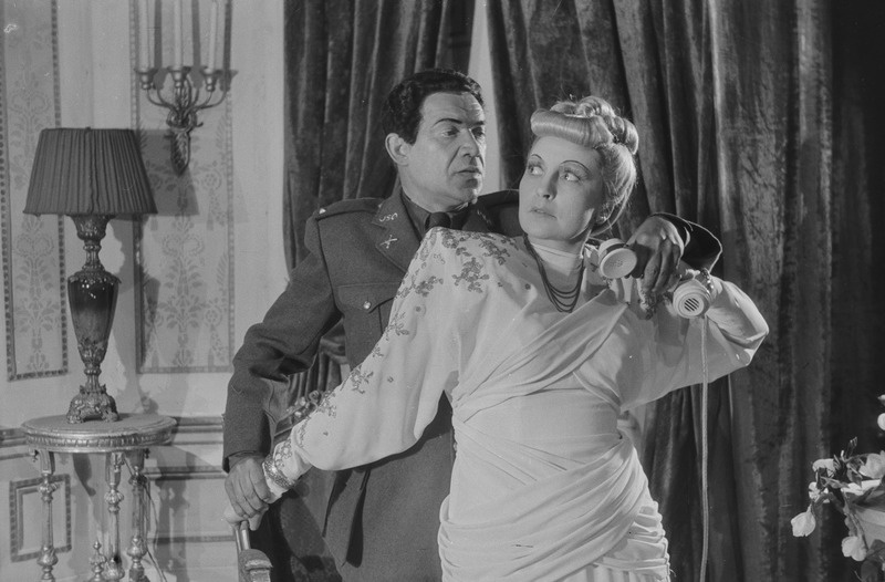 Sügavad juuresd, Teater Estonia, 1948, osades: Brett – Kaarel Karm, Alice – Aino Talvi