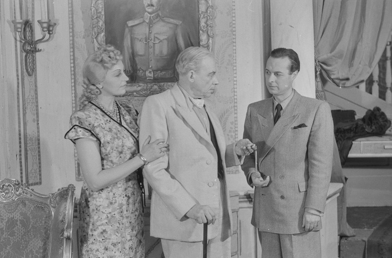 Sügavad juuresd, Teater Estonia, 1948, osades: Alice – Aino Talvi, Elsworth Langton – Hugo Laur, Hovard Merrick – Ants Eskola