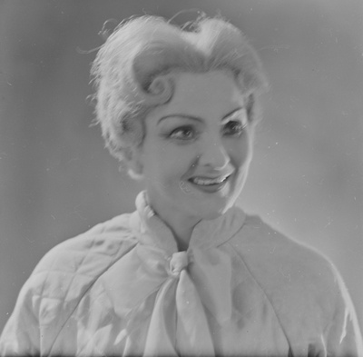 Ooperiball, Teater Estonia, 1959, osades: Marguérite – Gerda Murre  similar photo