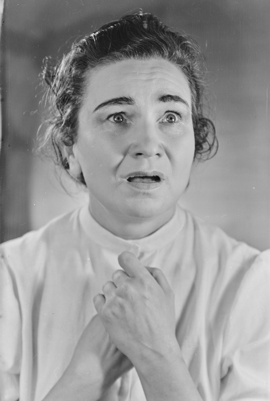 Tuleristsed, Teater Estonia, 1957, osades: Linda – Meta Kodanipork