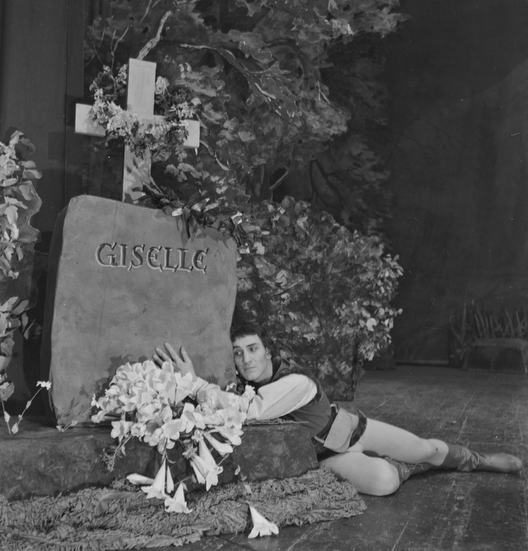 Giselle, Teater Estonia, 1959, osades: Metsnik – Kalju Saareke