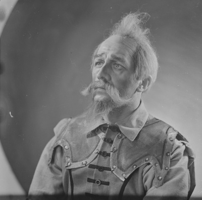 Don Quijote, Teater Estonia, 1958, osades: Don Quijote – Valter Luts  similar photo