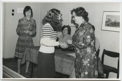 Rahvaülikooli Jõgeva filiaali lõpetamine 25. mail 1977  similar photo