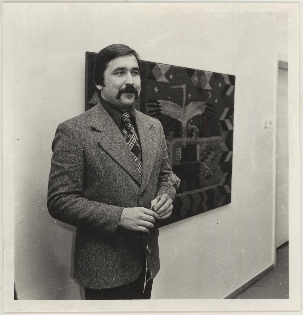 Tartu tarbekunstinäituse avamine 10.12.1979.a. Muuseumi direktor T. Toomemets