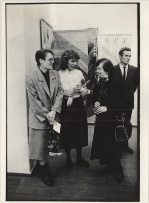 Kai Luiga ja Marget Tafeli näituse avamine 04.12.1987.a.  similar photo