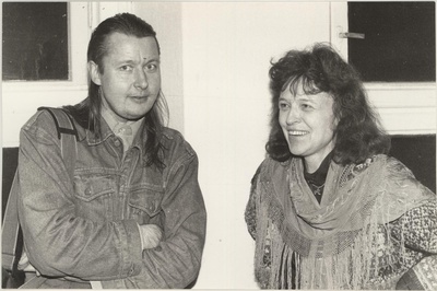 K. Kaasiku näituse avamine 29.10.1993. Kunstnikud Ilmar Kruusamäe ja Kristiina Kaasik  similar photo