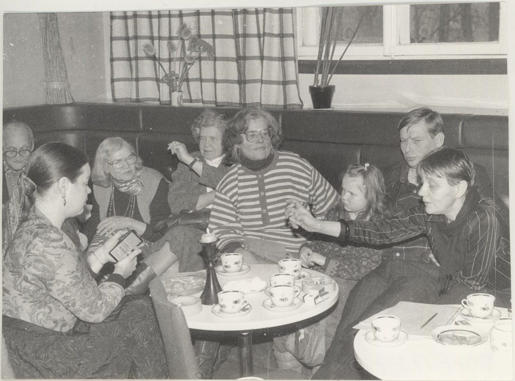Kollaažinäituse puhul korraldatud mälestuste õhtu TKM-is 21.01.1994.