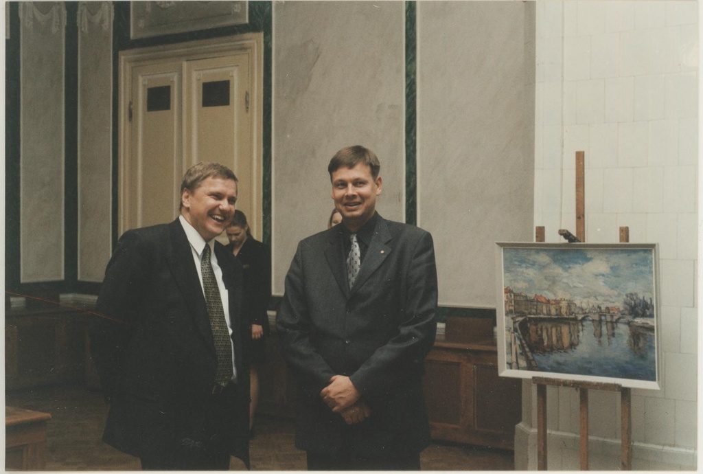 Näituse "5+1 meistrit Ühispanga kaartidel" avamisele eelnev vastuvõtt raekojas 22.11.2000.