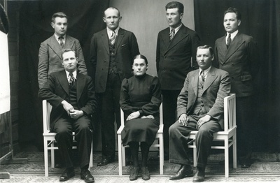 Iisaku Muusika ja Kirjanduse Seltsi juhatus 1936/37  duplicate photo