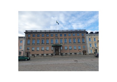 Pohjoisesplanadi 5, 7, 9. 5 on Lampan talo, 7 on Heidenstrauhin talo, 9 on Goviniuksen talo, kortteli 4 Elefantti. rephoto