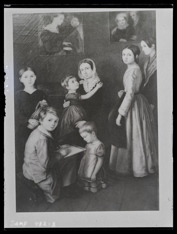 Portreegrupp naised, lapsed