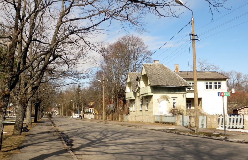 Pärnu puiestee on Mere Street rephoto