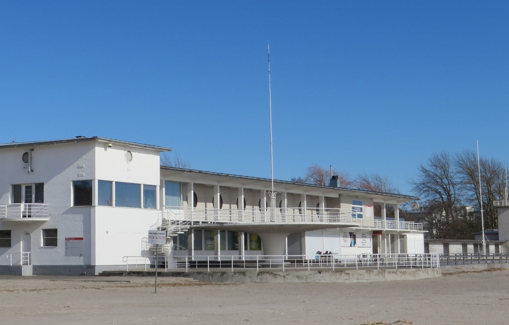 Pärnu new beach cafe rephoto