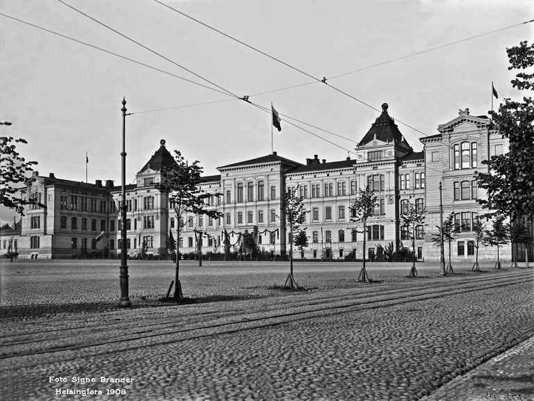 Polyteknillinen opisto ,Teknillinen korkeakoulu vuodesta 1908.